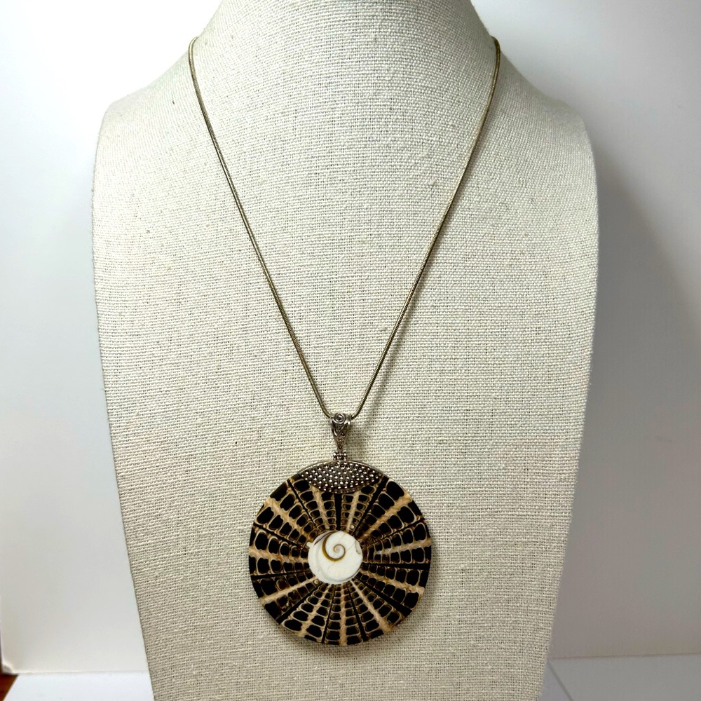 Black Tan Siwa Shell Pendant 18kt Sterling Silver 925 Shiva’s Eye Mosiac Estate